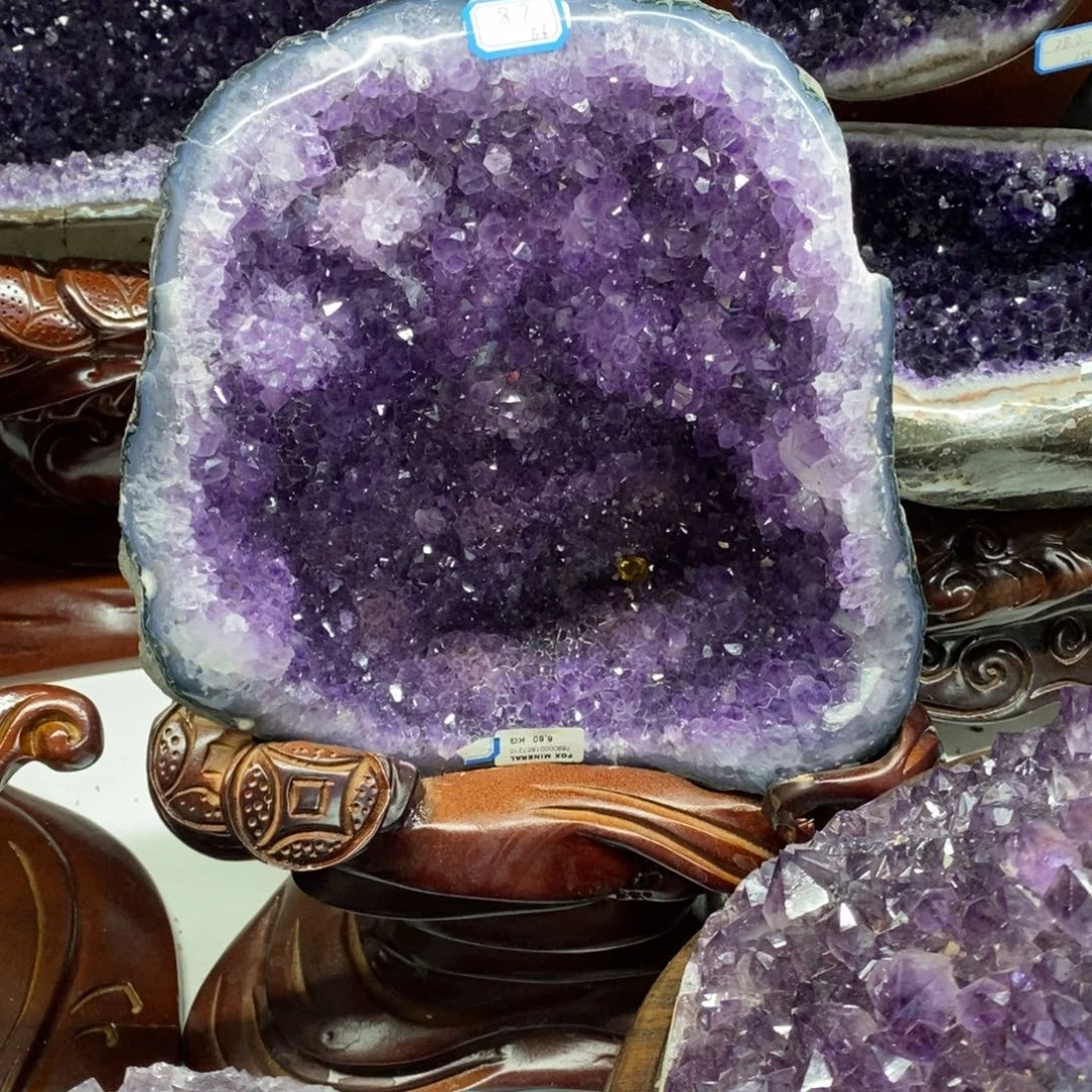 紫晶未镶嵌大型摆件（非配饰）小葛