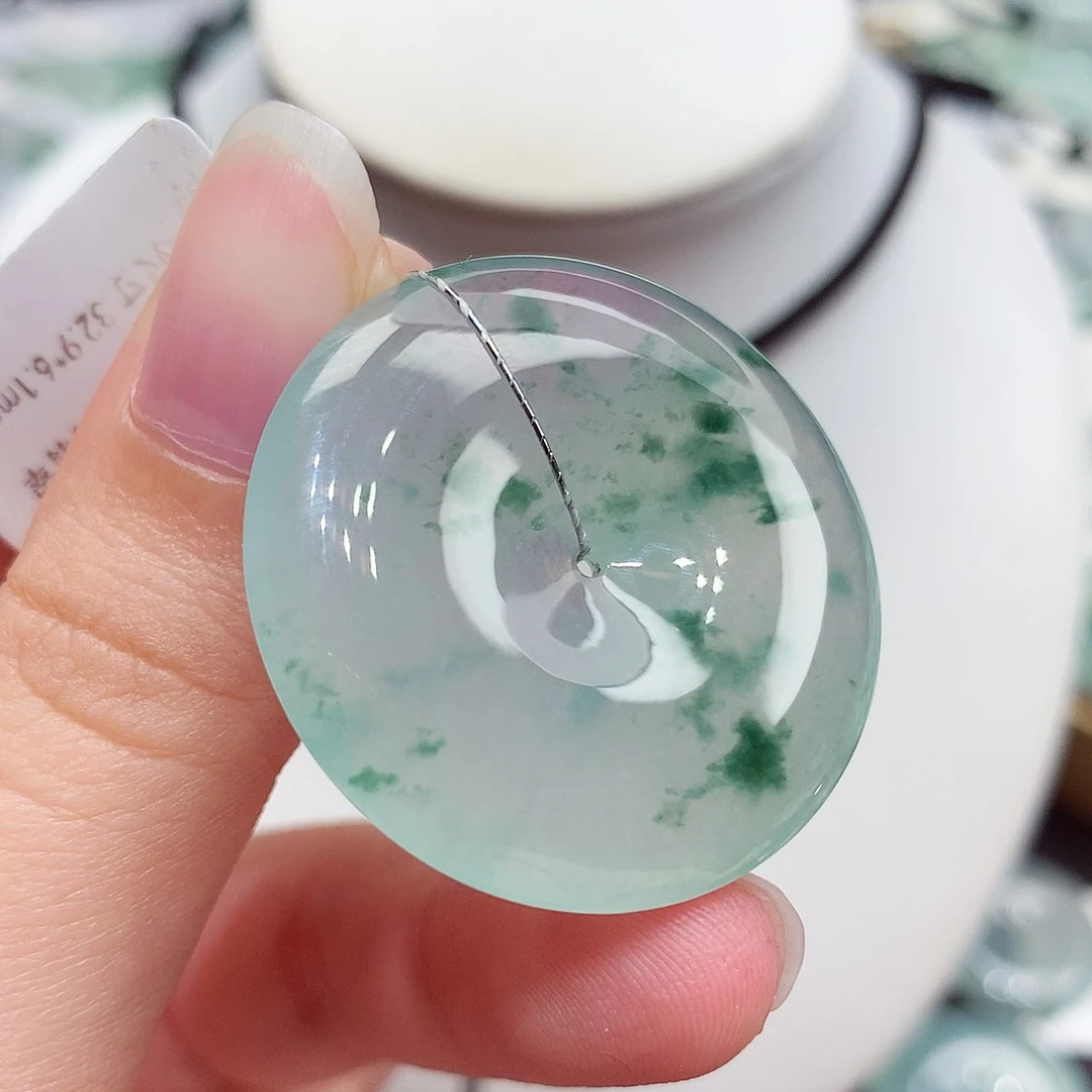 颈饰未镶嵌翡翠翡翠60，32.9/6.1