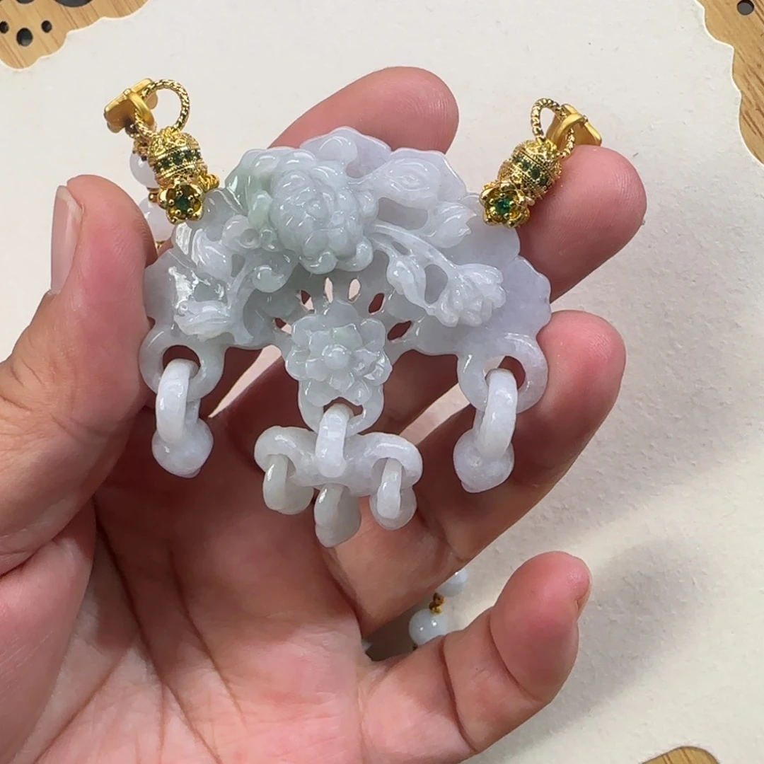 翡翠颈饰未镶嵌仿古