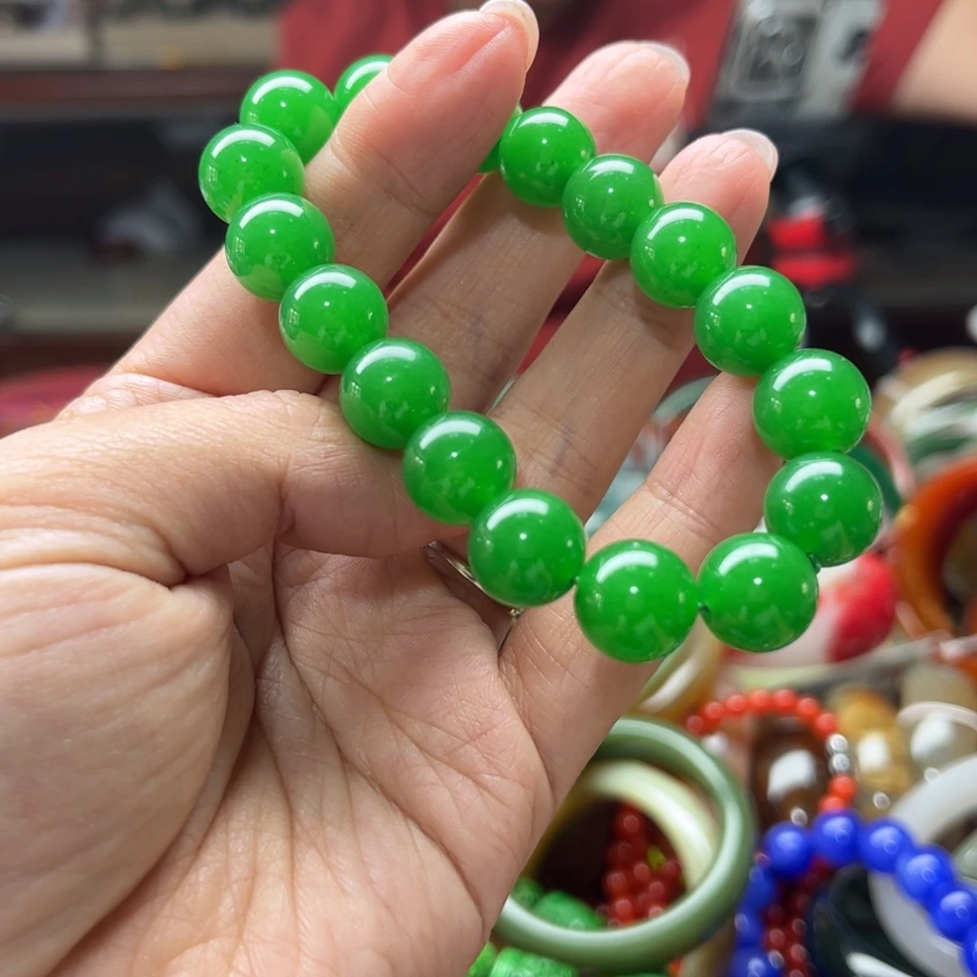 翡翠未镶嵌颈饰888888888888