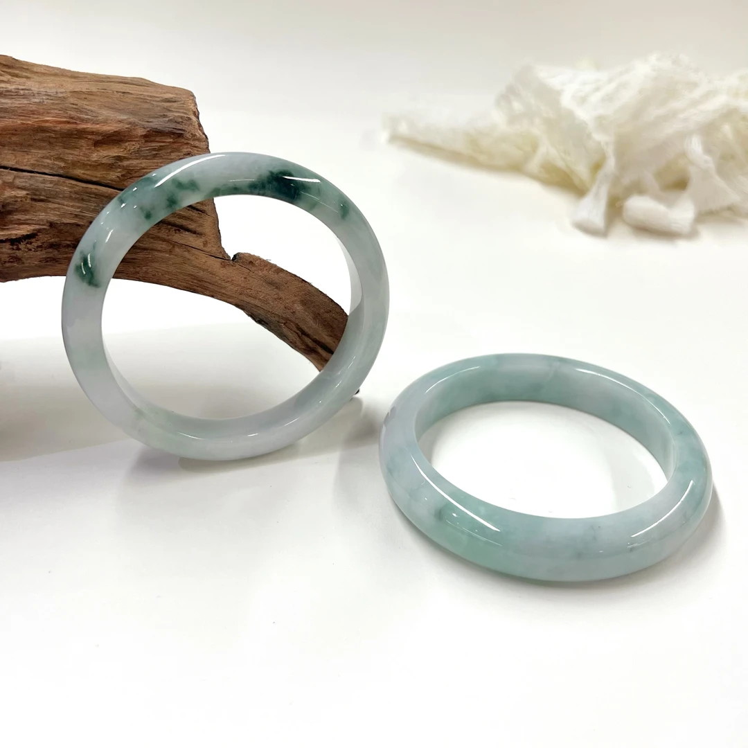 【小宝珠宝】17  T100348-翡翠手镯-多样性发一件-9x6mm