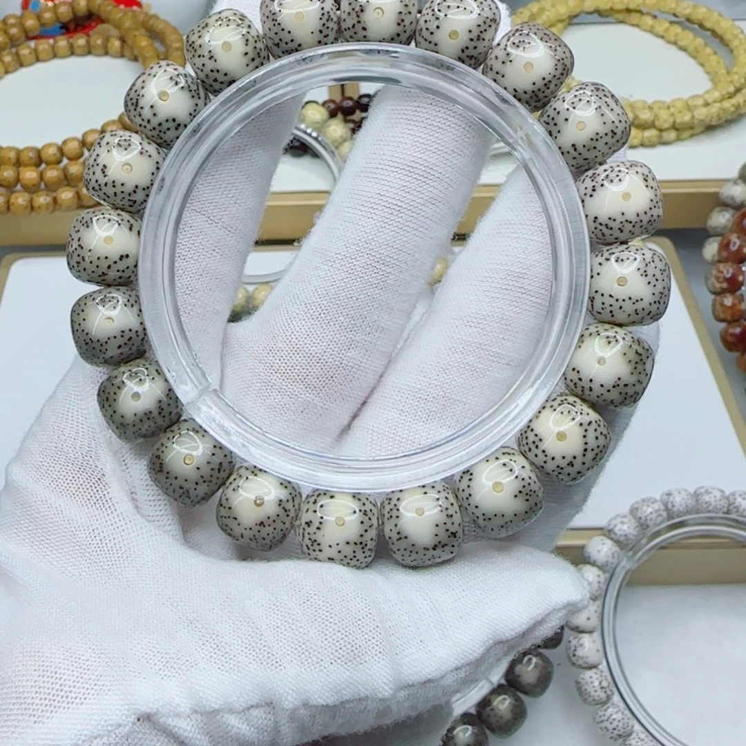 手串星月菩提黄金瞳12×11