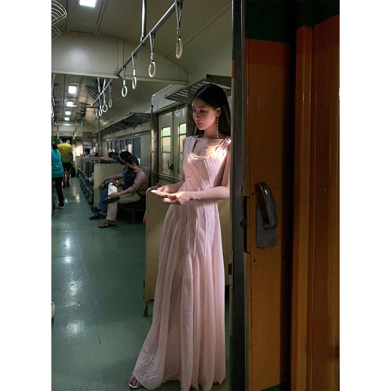 秋季新款法式时尚纯欲风辣妹收腰背心连衣裙粉色显瘦小众A字长裙