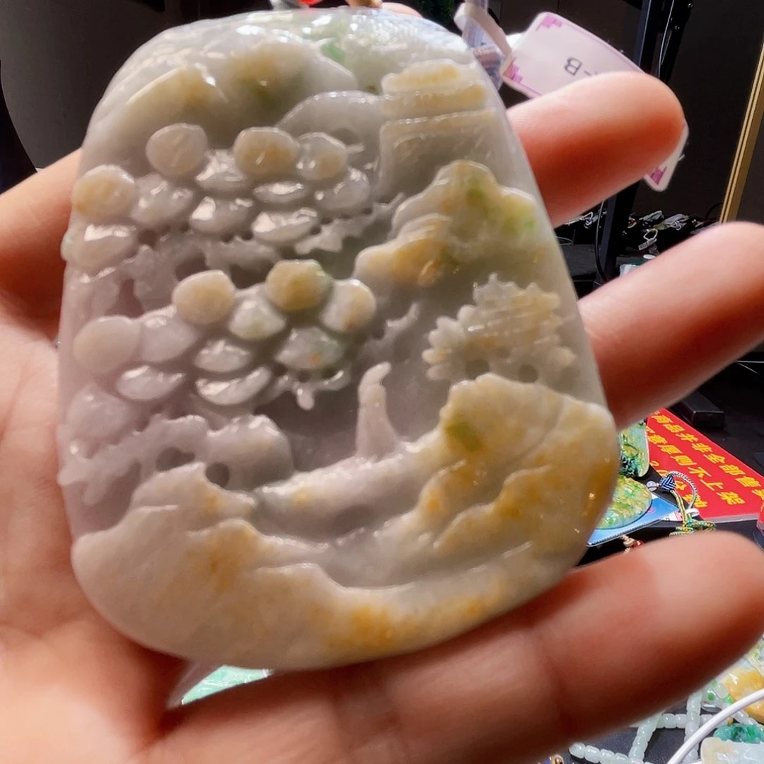 颈饰未镶嵌翡翠一