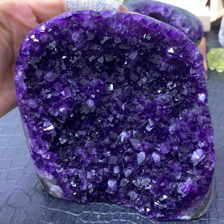 水晶大型摆件（非配饰）未镶嵌