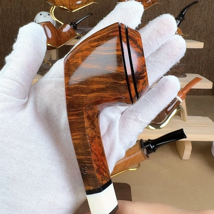 自由牛头（冯冯烟斗）