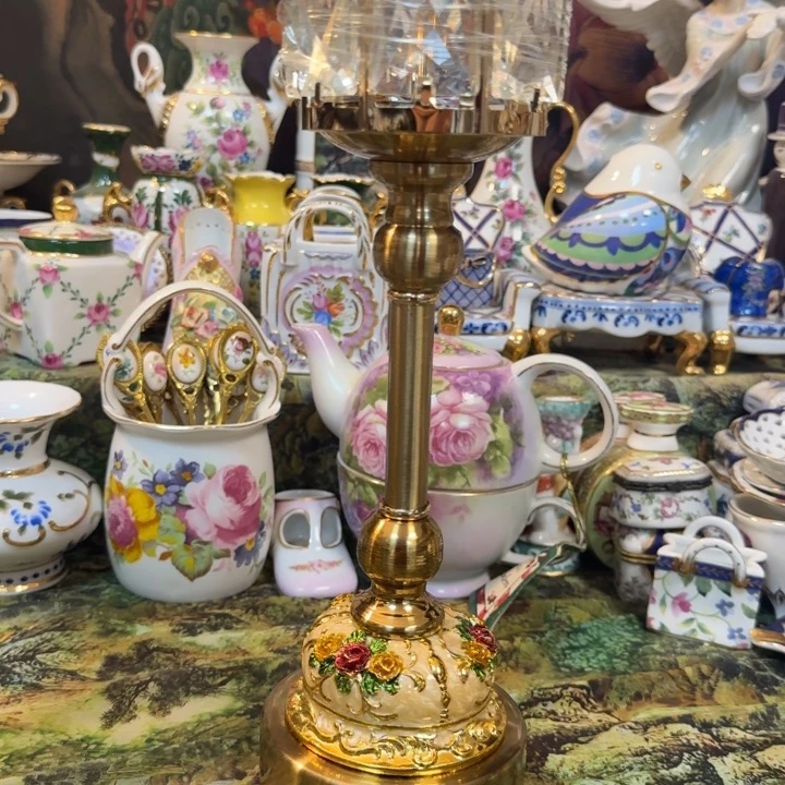 鹿与海陶瓷家居有限公司