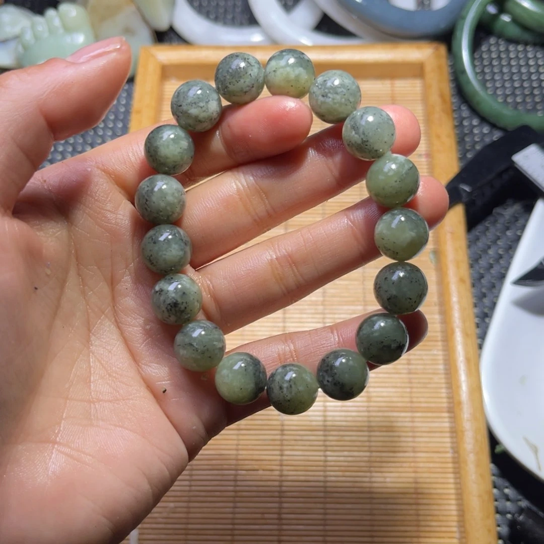 未镶嵌和田玉车挂