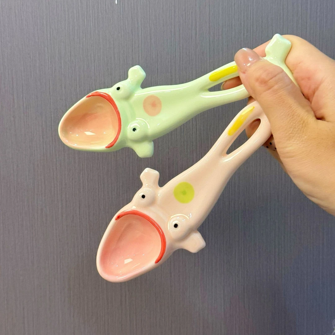 【艺凡】青蛙勺子陶瓷长柄家用丑萌蛤蟆勺吃饭喝汤甜品勺搞怪调羹