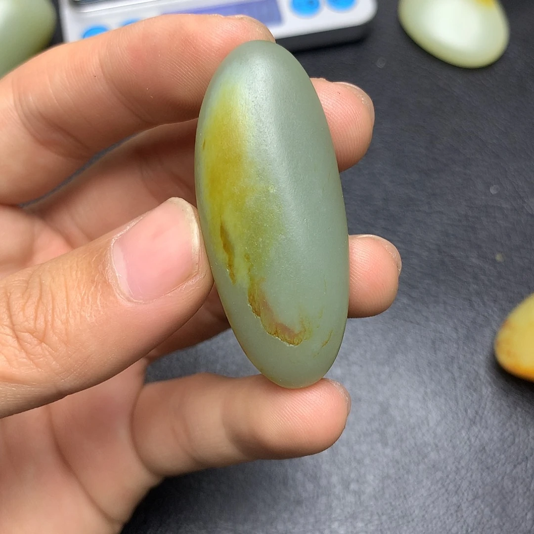 和田玉未镶嵌摆件