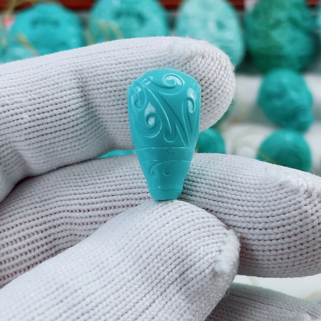 绿松石未镶嵌车挂对孔11.5