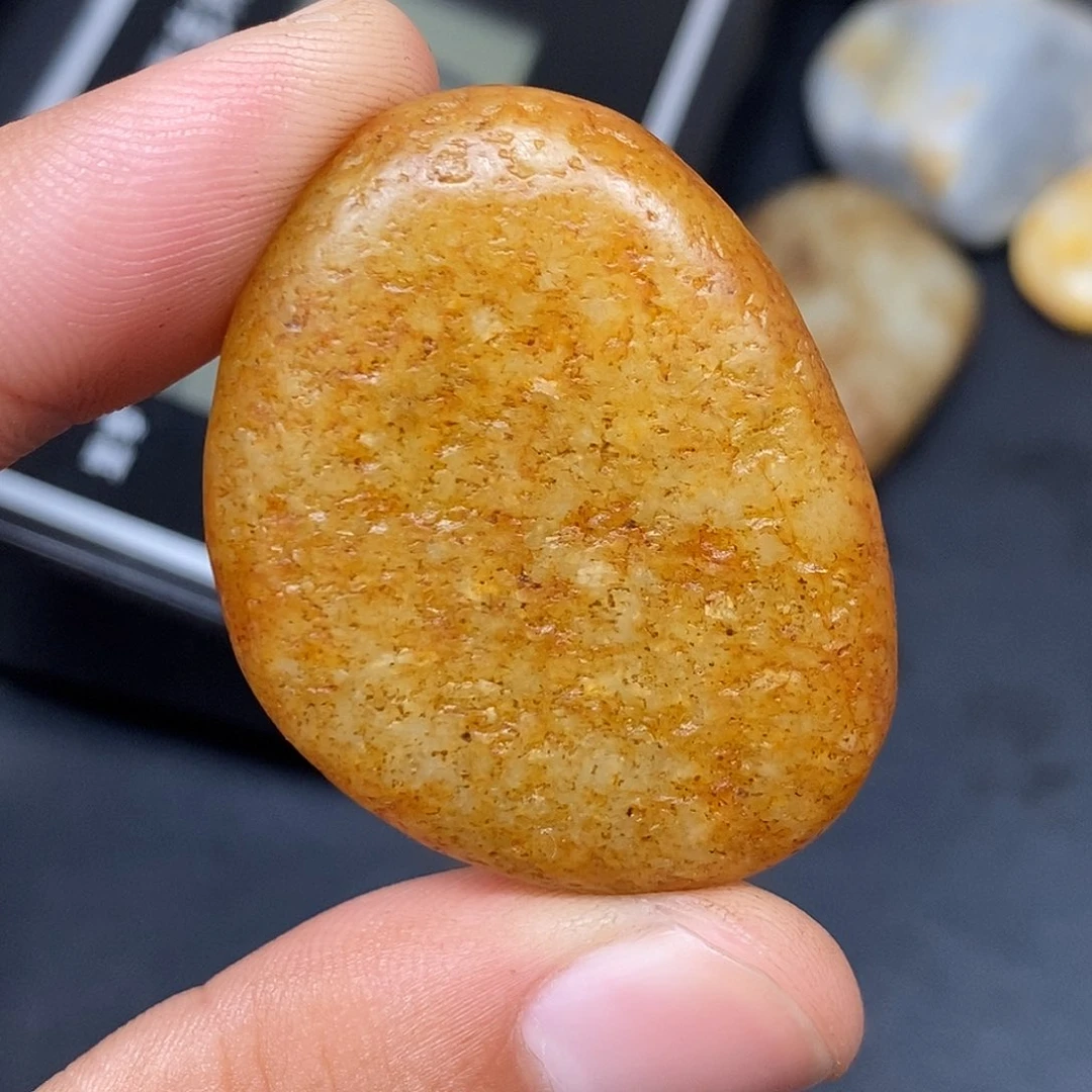 和田玉（糖玉）未镶嵌挂件