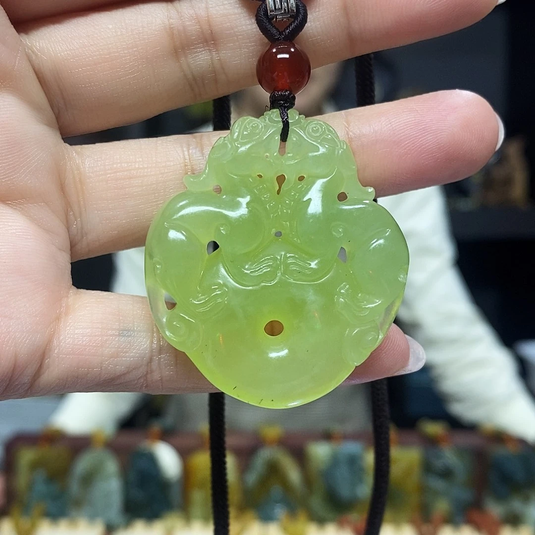 未镶嵌岫玉挂件吊坠项链