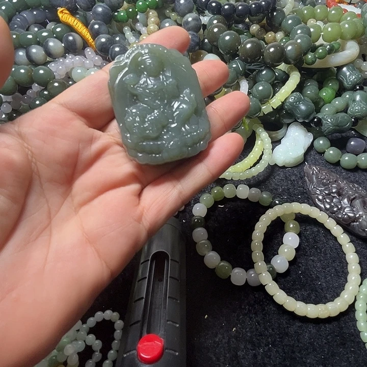 未镶嵌手串和田玉