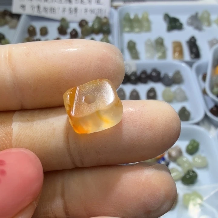 和田玉未镶嵌珠宝奇石