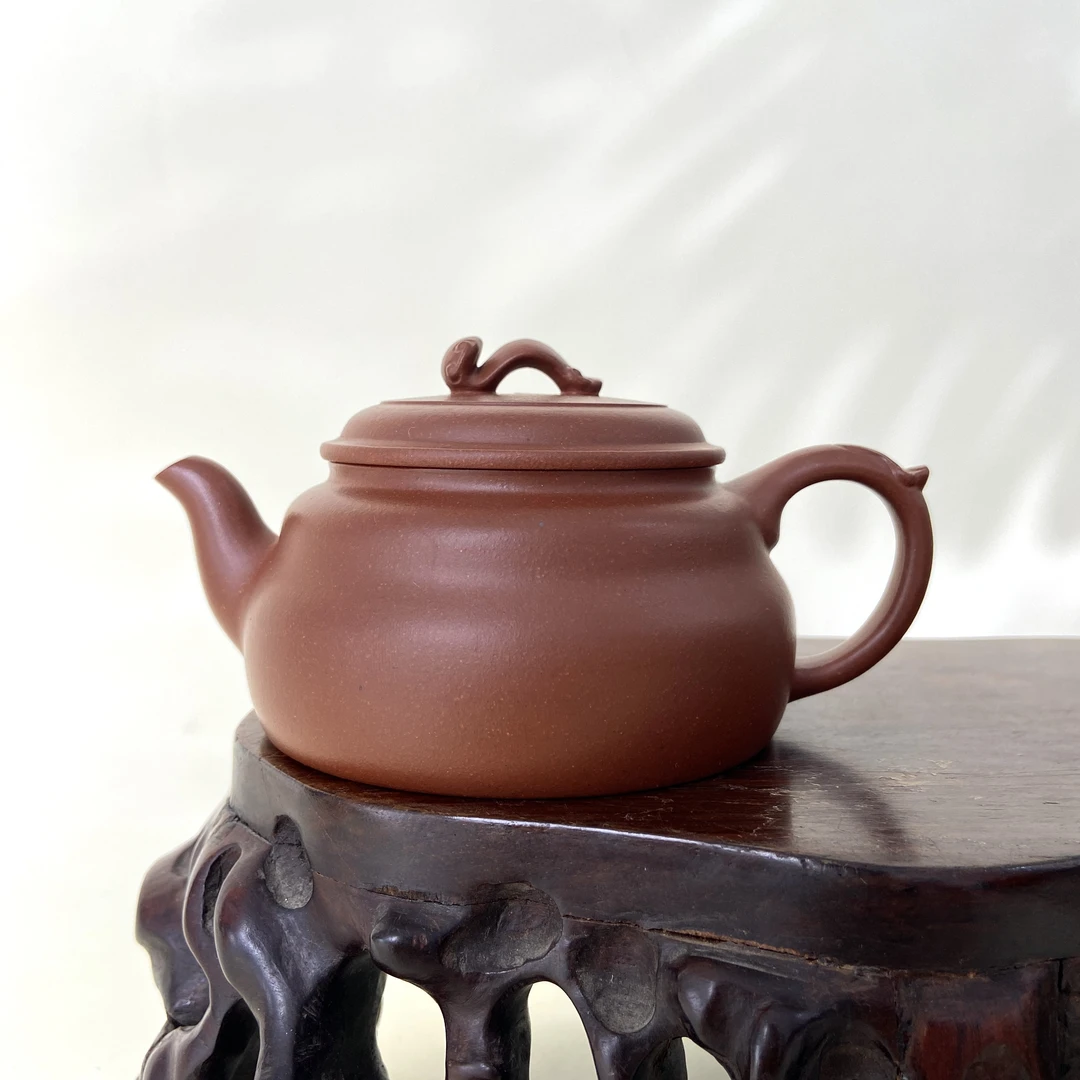 宜兴手工紫砂陶 （万旭霞）200cc茶壶GS4208-34