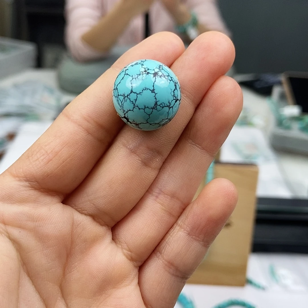 未镶嵌绿松石珠宝奇石