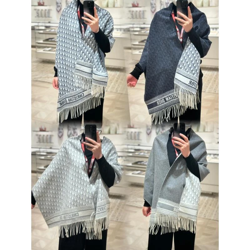 未使用 DIOR/迪奥  dior羊绒流苏围巾