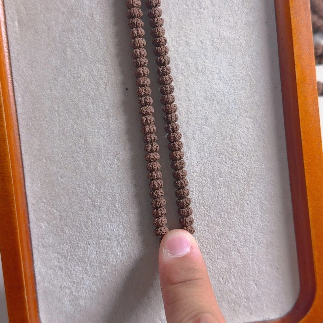 吊坠金刚菩提平细手持 6.5mm全品