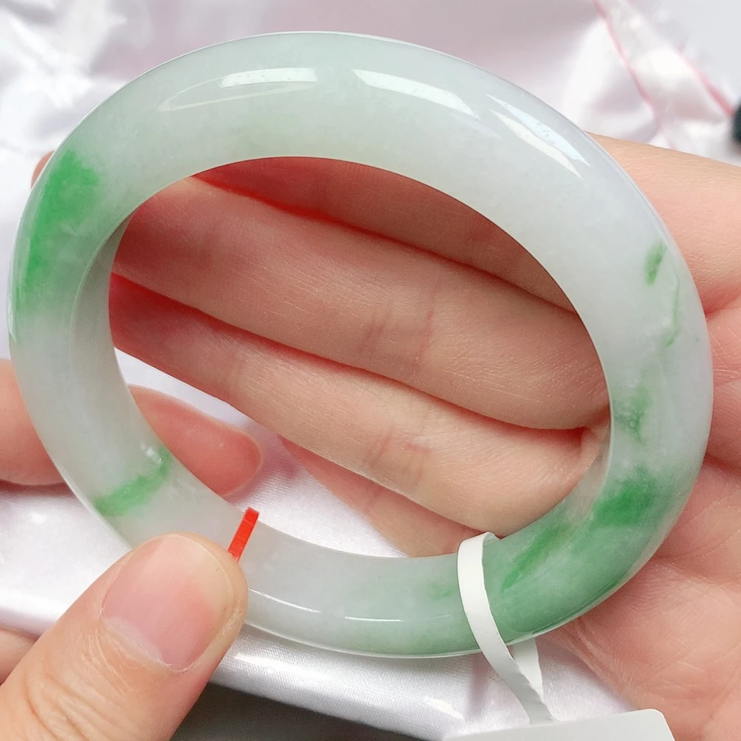 翡翠手镯未镶嵌抖音690