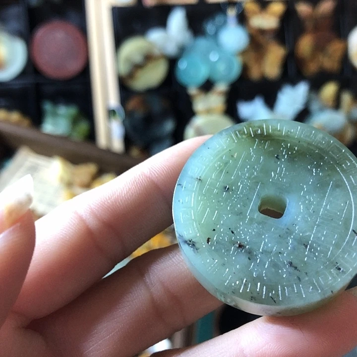 岫玉未镶嵌岫玉挂件