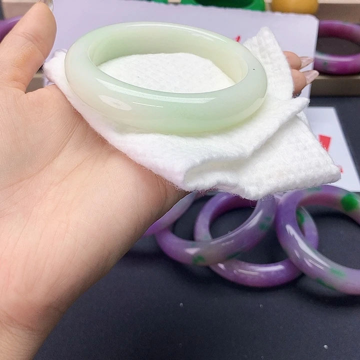 石英质玉手镯未镶嵌我**莫