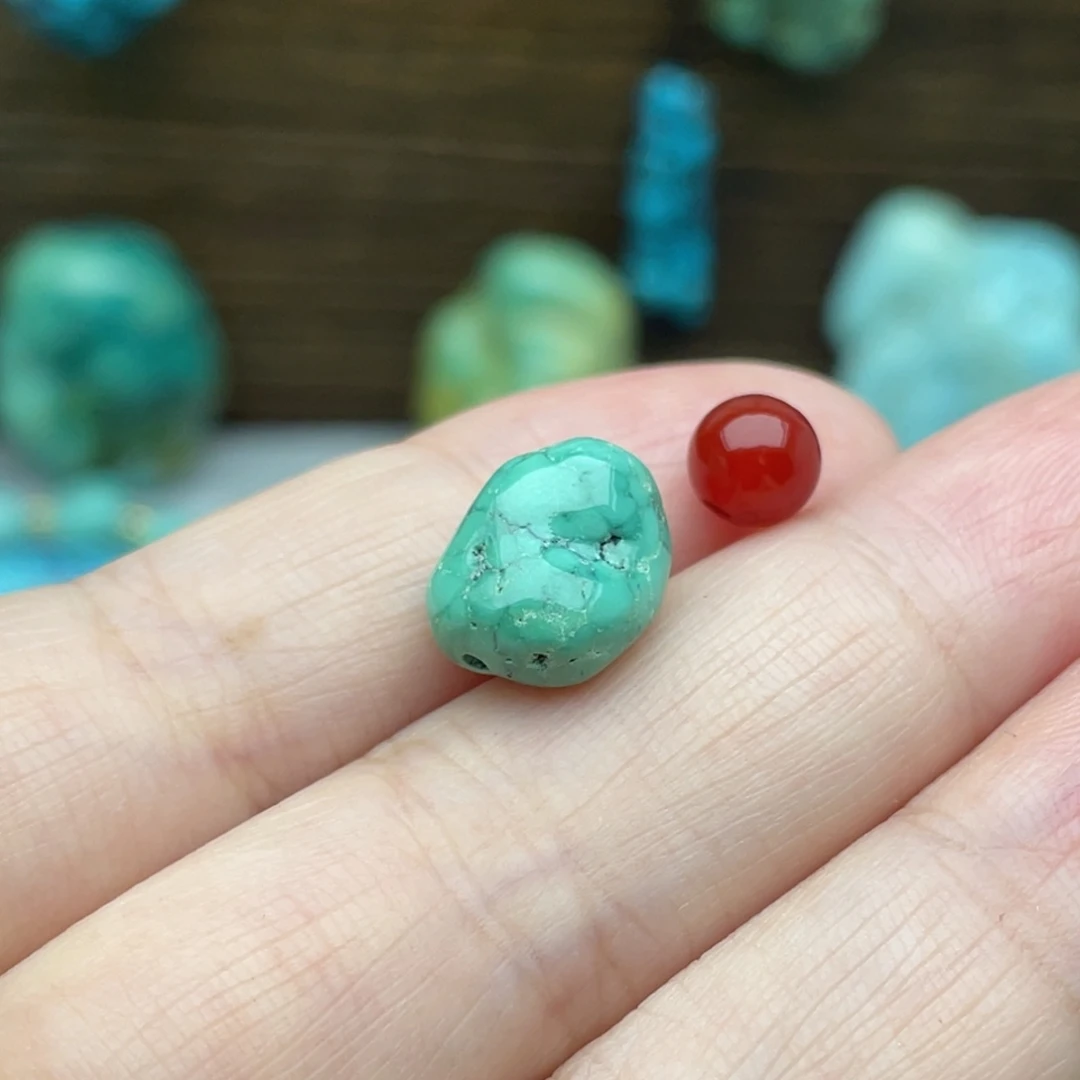 南红玛瑙未镶嵌珠宝奇石