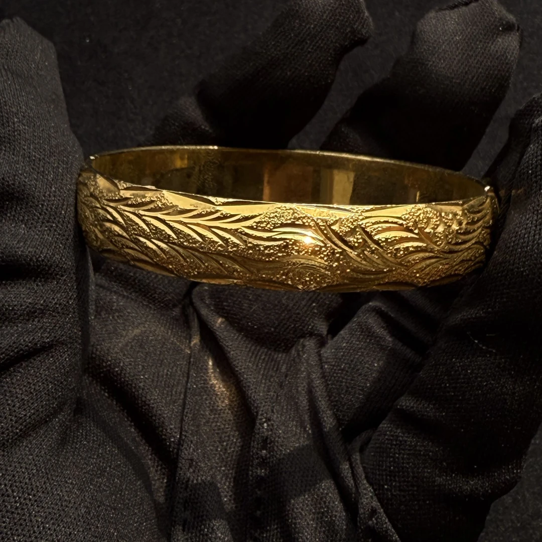 018精美卡扣手镯