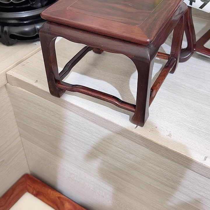 交趾黄檀（大红酸枝）