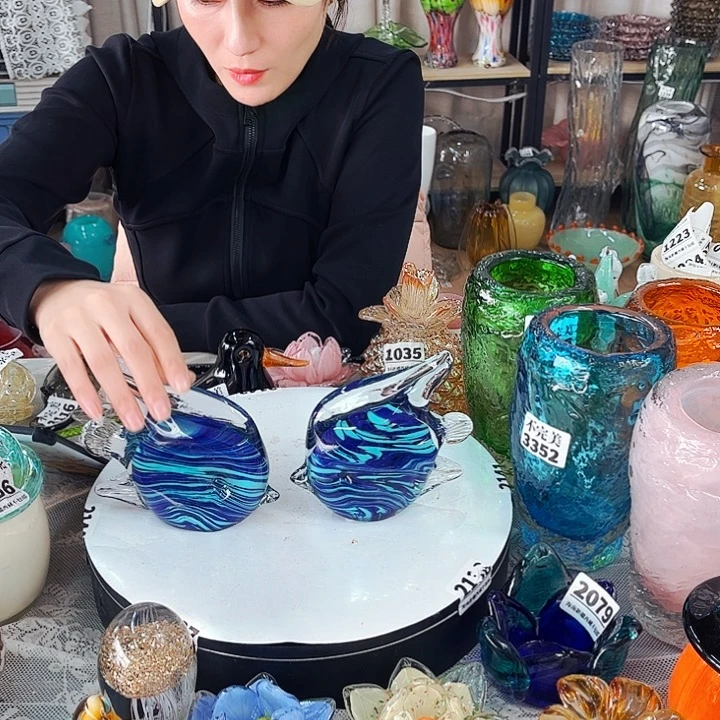 鱼一对家悦琉璃工艺品不完美