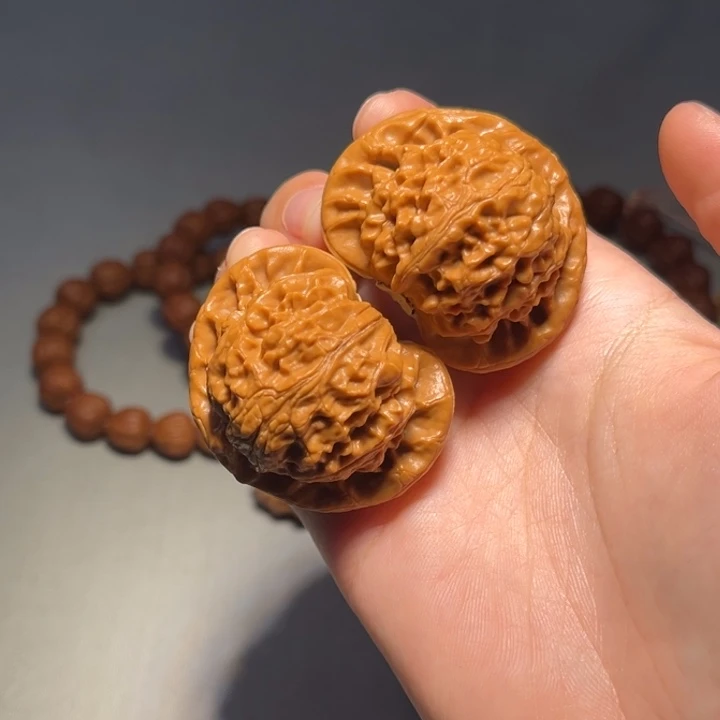 文玩核桃把件宫灯355