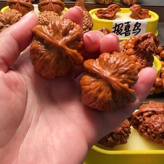 吊坠文玩核桃38尺野狼狮子头