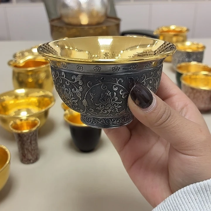 24李小鹤金包银足金3克缠枝莲压手杯150毫升