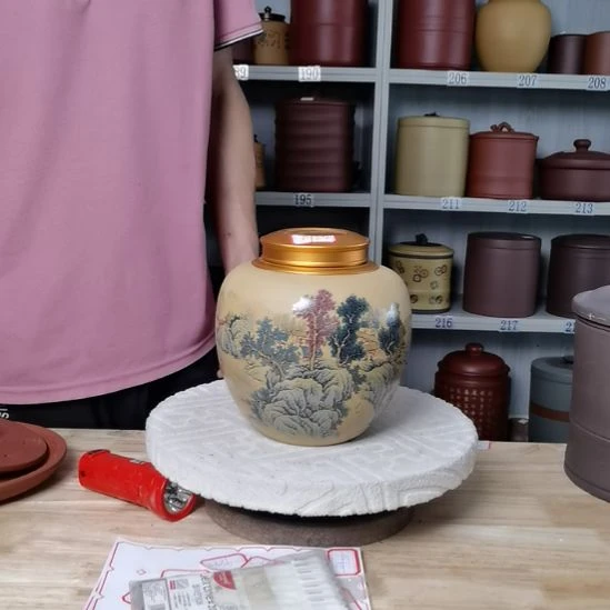 紫砂茶叶罐正品小罐合金盖一斤多左右