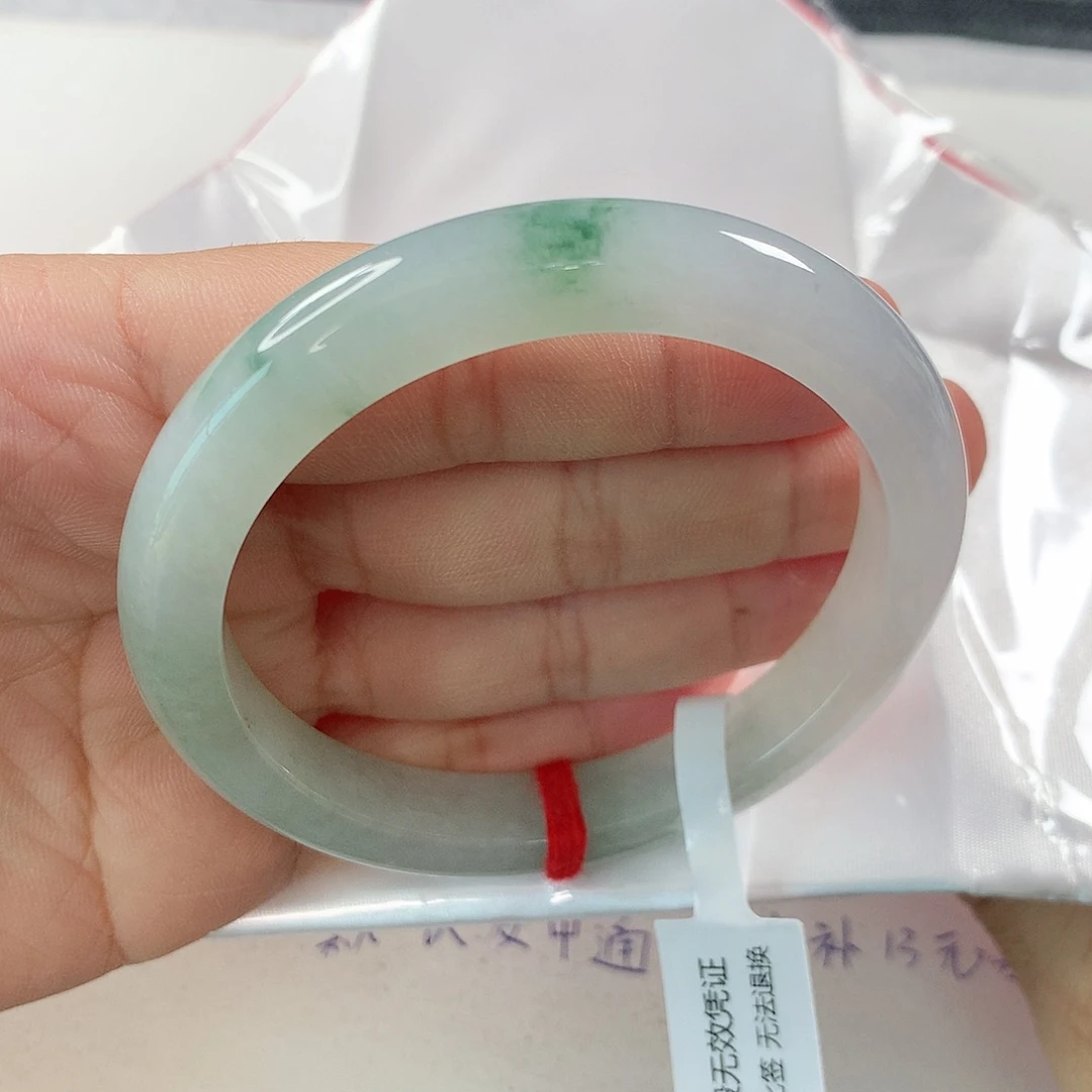 翡翠手镯未镶嵌①②⑨