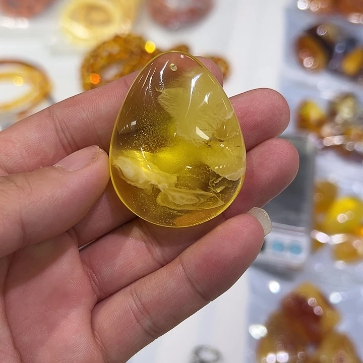 蜜蜡未镶嵌颈饰拍一发一