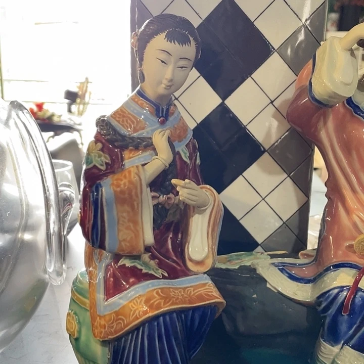 陶瓷花瓶部分（微瑕）