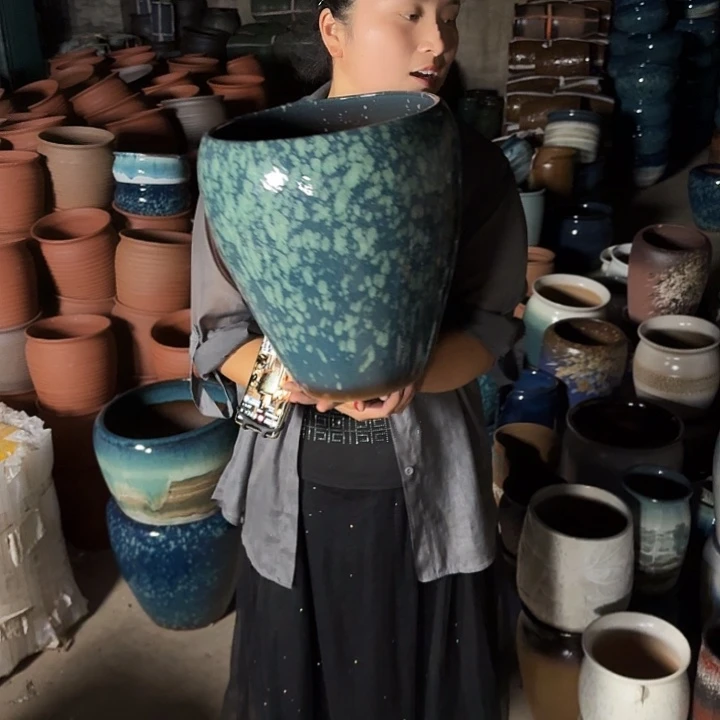 口25高31一个盆子。