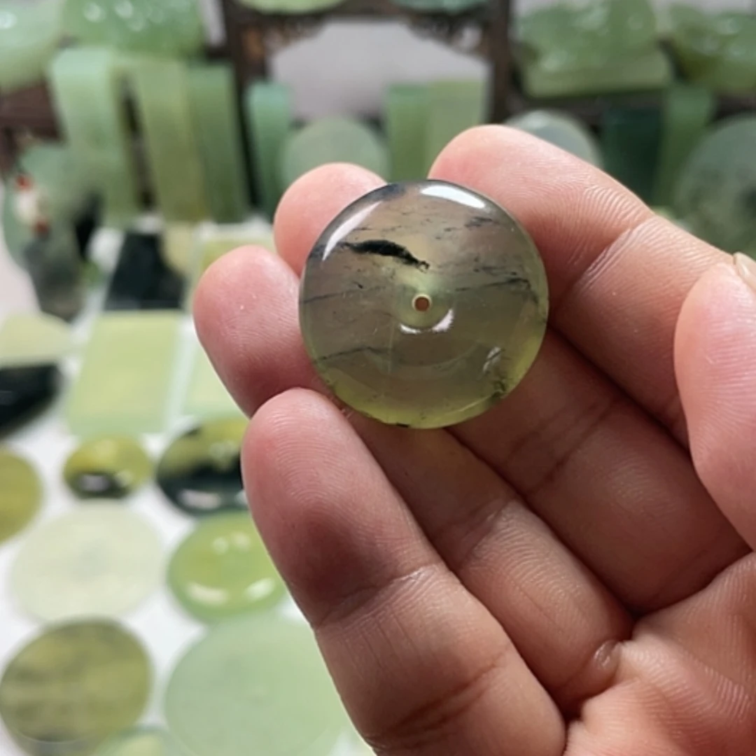 【闪购商品】未镶嵌岫玉挂件…**哥