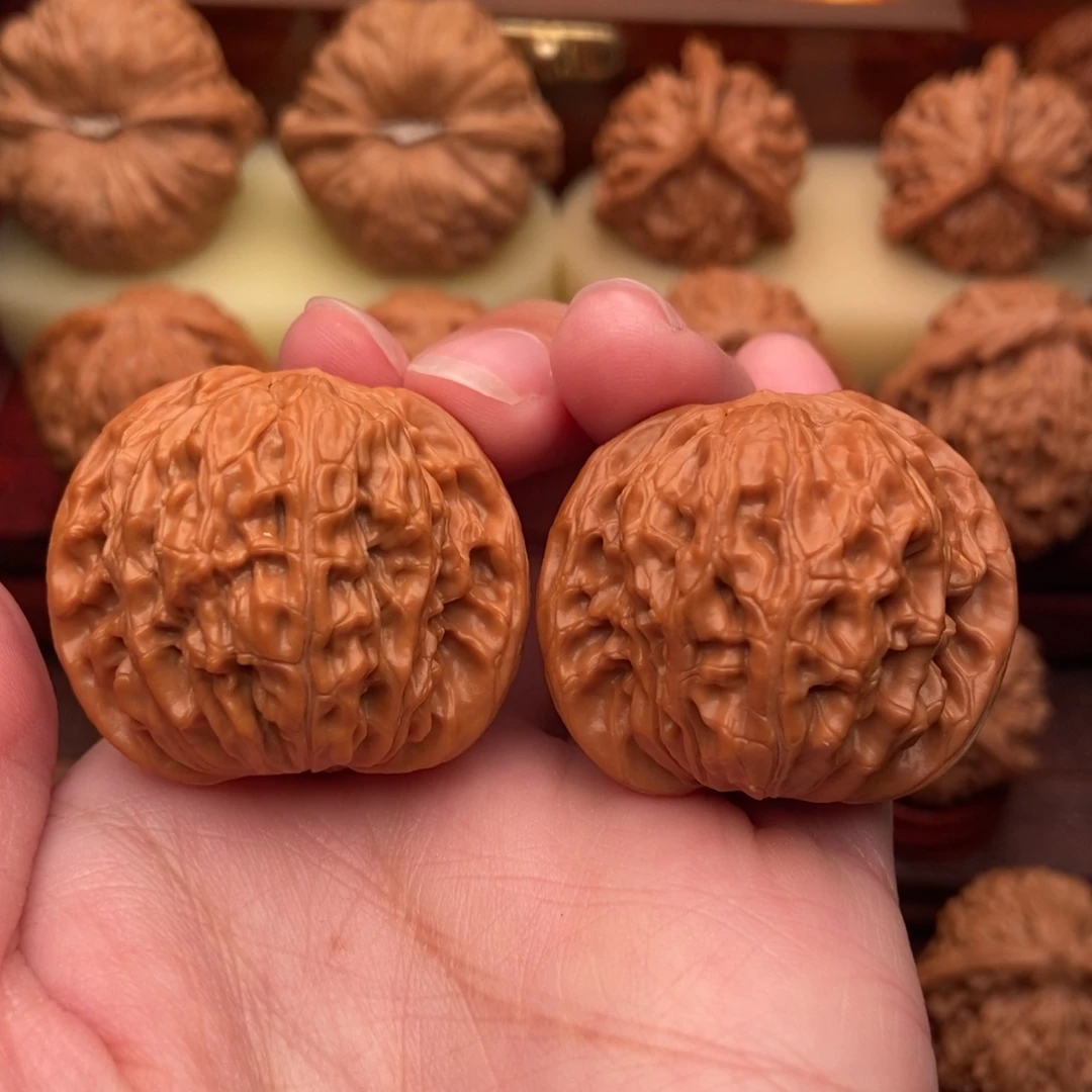 把件文玩核桃精品红皮山地磨盘38