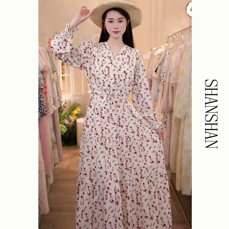 温柔甜美碎花长袖连衣裙女早秋时尚气质掐腰长裙法式别致裙子-C74