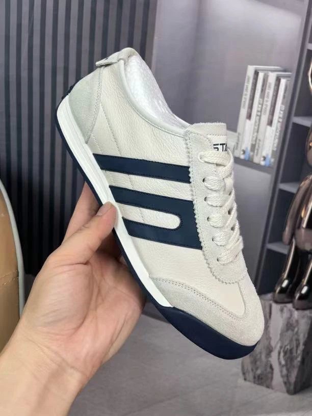 男士时尚休闲运动阿甘鞋，头层牛皮透气，吸汗，鞋底橡胶防滑耐磨