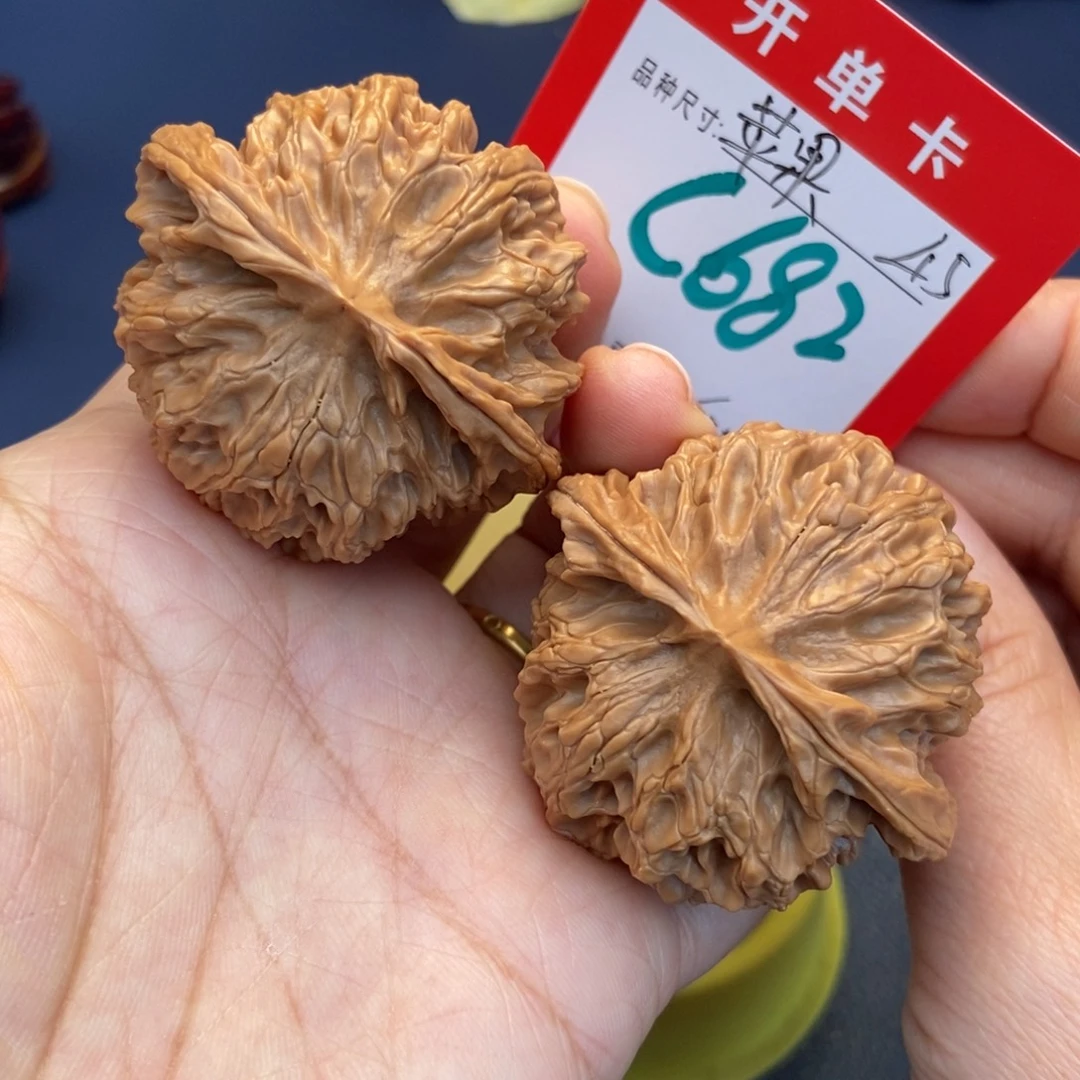 吊坠文玩核桃文玩核桃