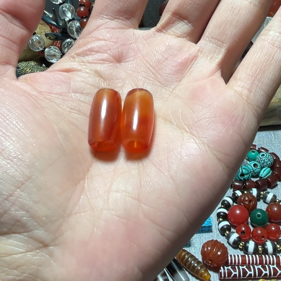 玛瑙/玉髓未镶嵌珠宝奇石一对