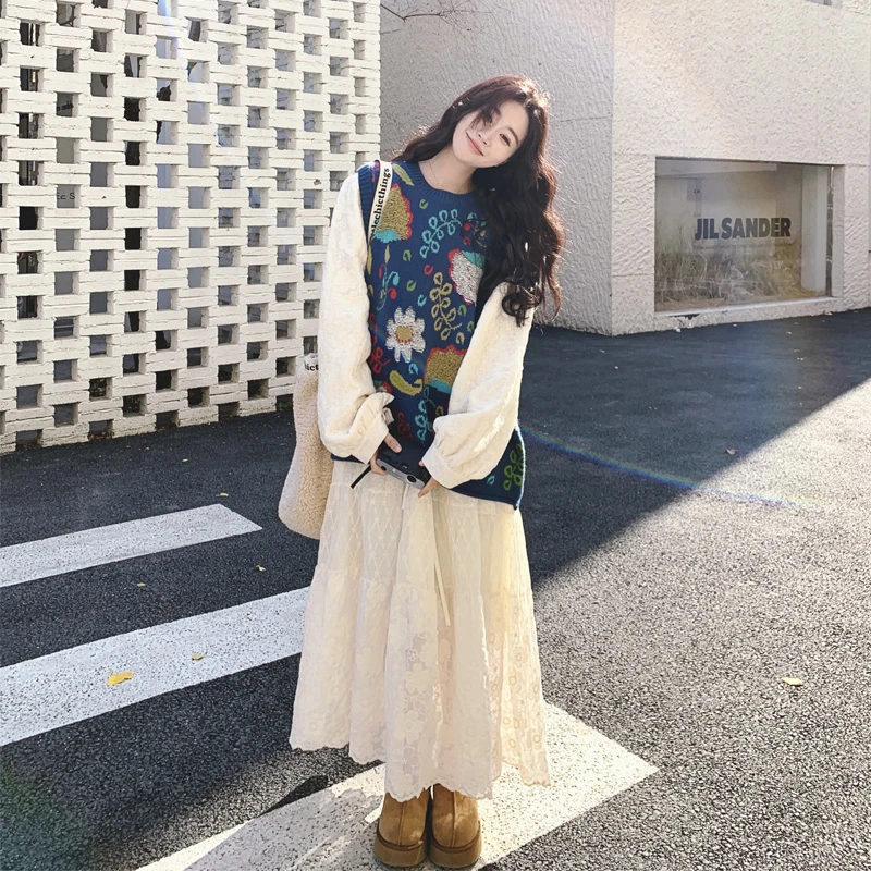 复古文艺范提花背心连衣裙2025春秋新款少女感减龄慵懒风显瘦套装