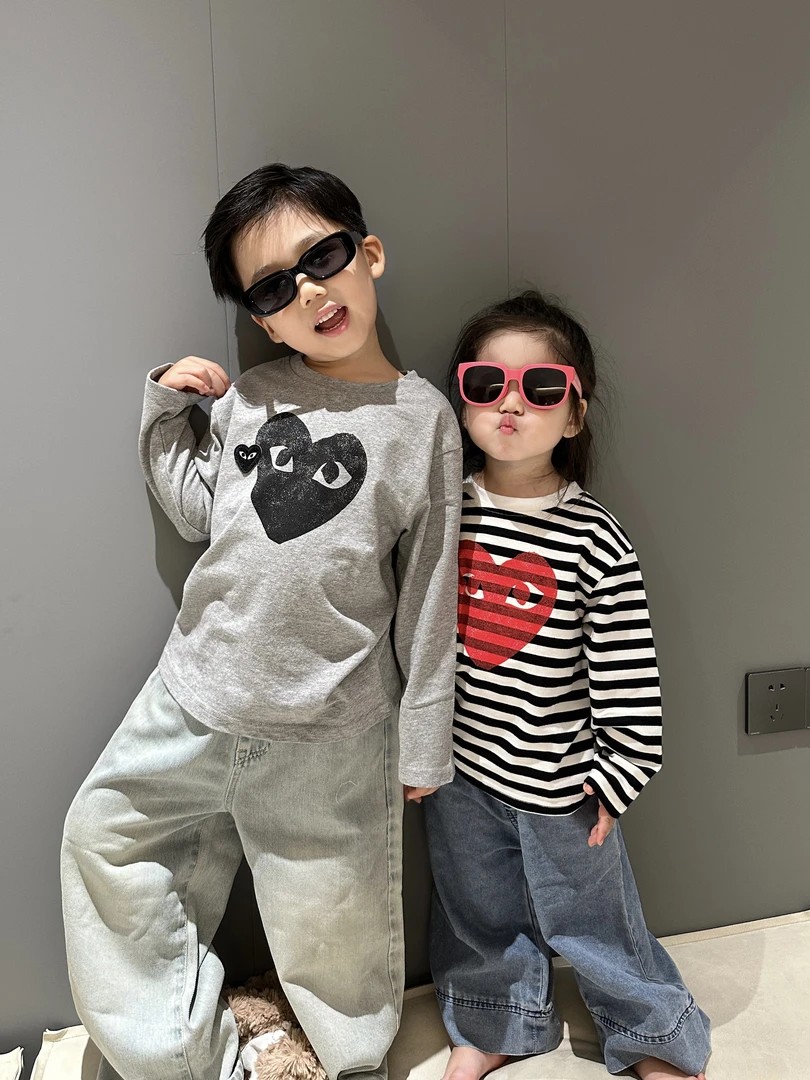 2025秋款儿童洋气百搭日系圆领长袖爱心条纹打底衫长袖T恤儿童