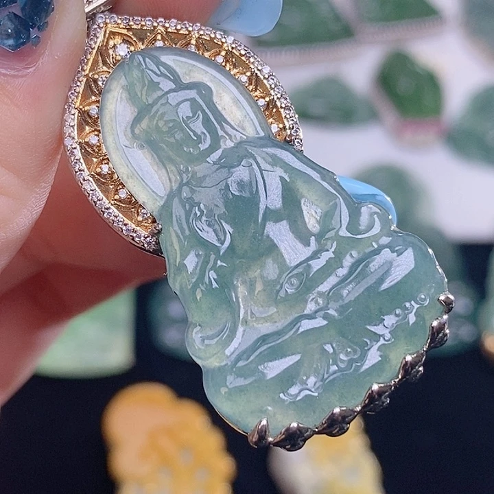 翡翠未镶嵌颈饰00000000000035