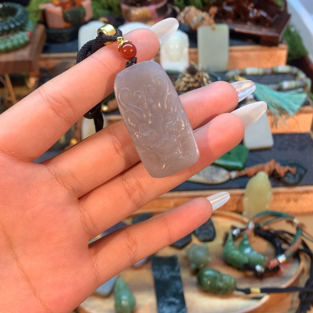 和田玉（糖玉）未镶嵌挂件