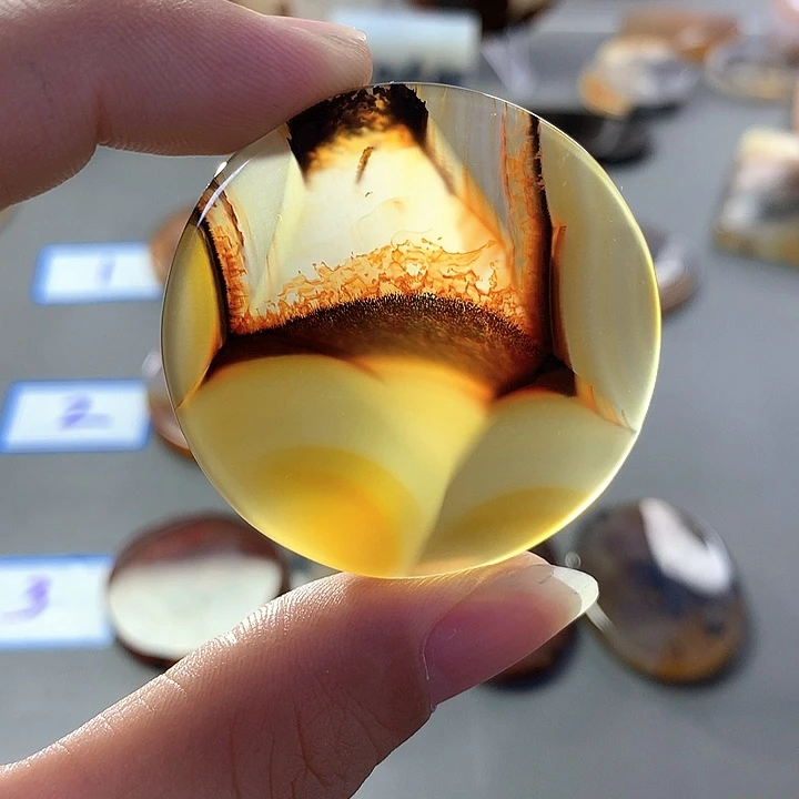 未镶嵌颈饰玛瑙/玉髓