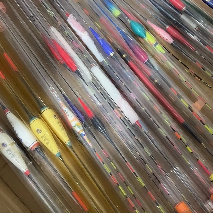 夜光票随机发4支！！